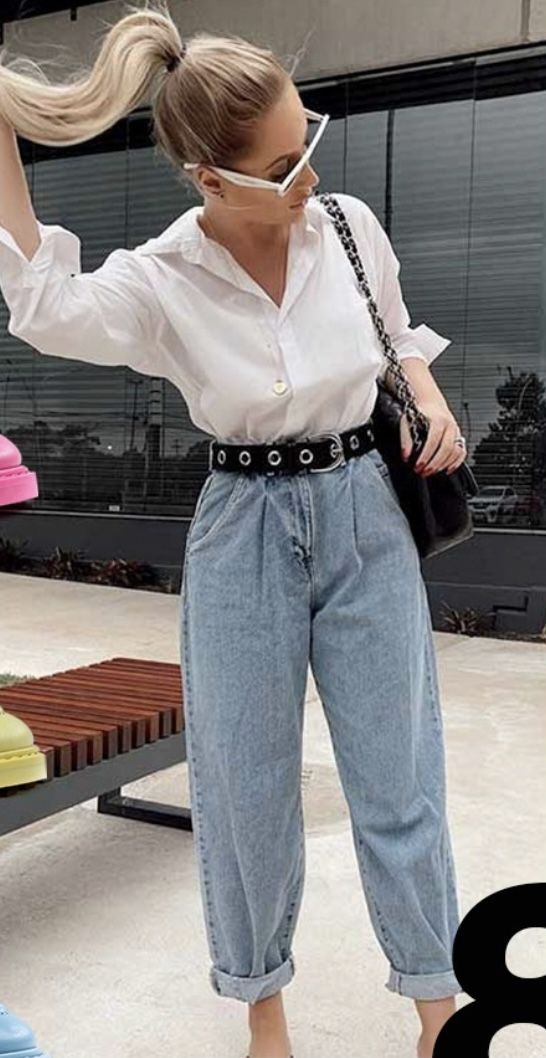 Широкие джинсы с рубашкой